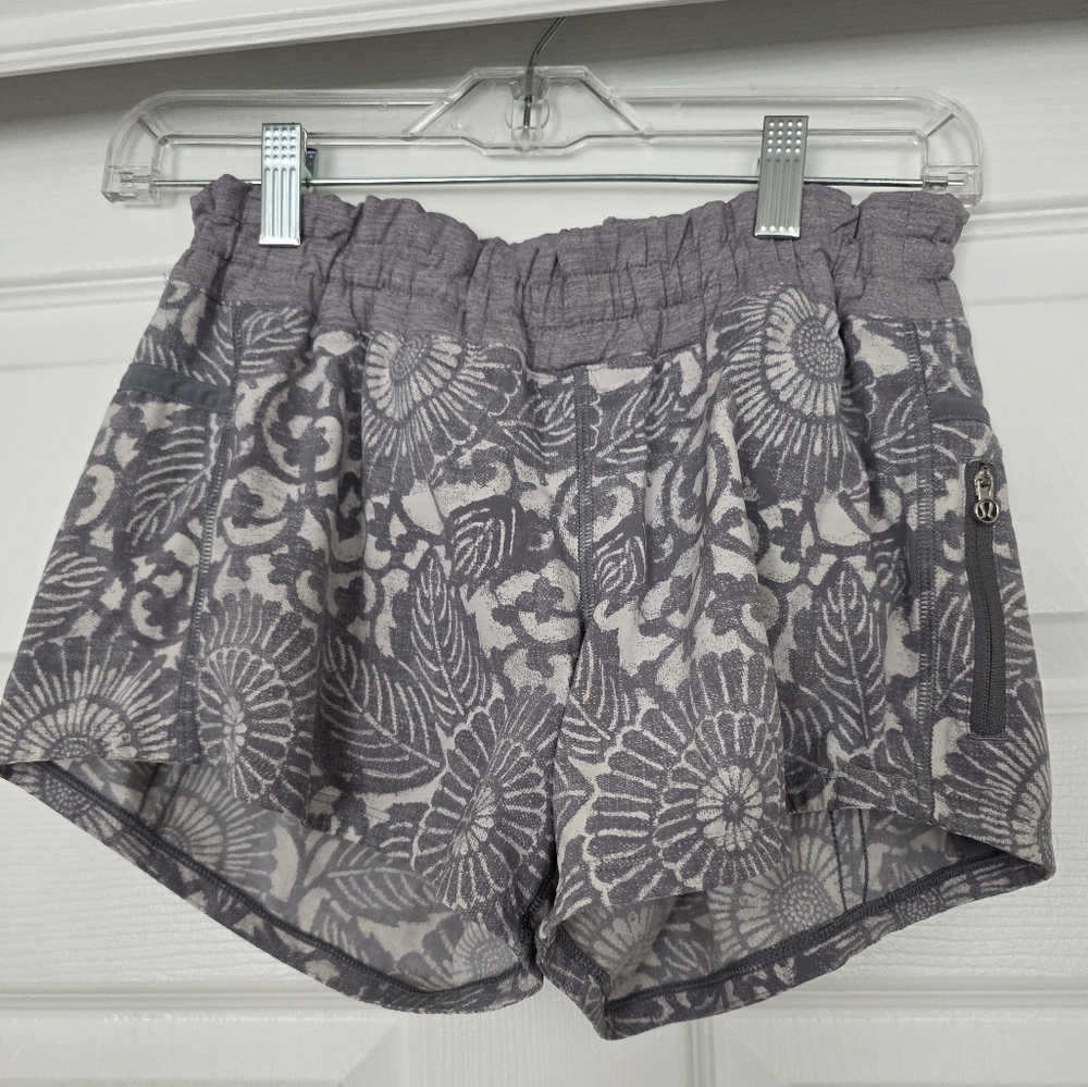 Lululemon Athletica Gray and White Athletic Shorts with Tailored Fit